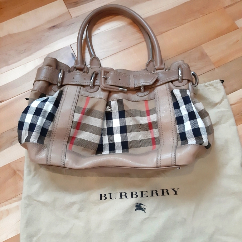 Burberry shoulder bag